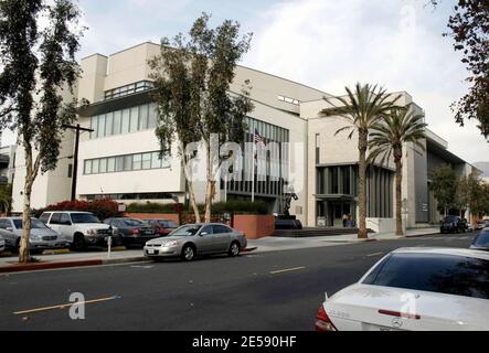This is the Glendale City Jail where Kiefer Sutherland is currently serving his 48-day jail sentence. The jail is a state-of-the-art podular facility that is 32,000 square feet with 48 cells and 96 beds. It is the third busiest municipal jail in Los Angeles county and each 10x8 cell is double occupancy with toilet, washbasin and water fountain. A shower is provided in the day room area. Los Angeles, CA. 12/6/07.   [[wam]] Stock Photo