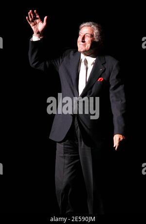 Tony Bennett performs in concert at The Broward Center for the Performing Arts Au Rene Theatre. Ft. Lauderdale, FL. 12/6/07.   [[fam]] Stock Photo