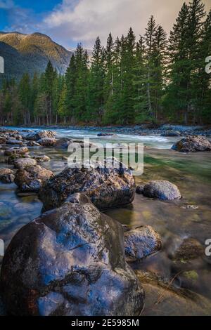 The Snoqualmie River is a 45-mile long river in King County and Snohomish County in the U.S. state of Washington. Stock Photo