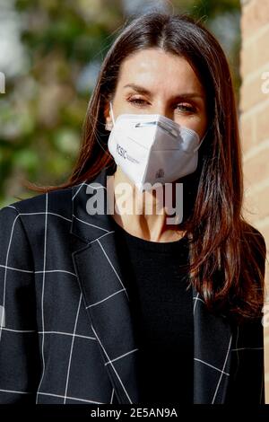 Madrid, Spain. 27th Jan, 2021. Queen Letizia attends FEDER (Spanish federation of rare diseases) work meeting at the FEDER offices in Madrid, Spain on the 27th of January of 2021. Photo by Archie Andrews/ABACAPRESS.COM Credit: Abaca Press/Alamy Live News Stock Photo