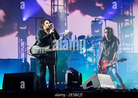 The Cure perform live on the Pyramid Stage at Worthy Farm, Pilton, Somerset. Stock Photo