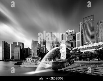 The Merlion Statue and Singapore Skyline, Singapore, South East Asia Stock Photo