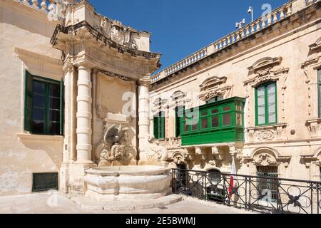 De Rohan Fountain St. George's Square, Valletta, Malta Stock Photo