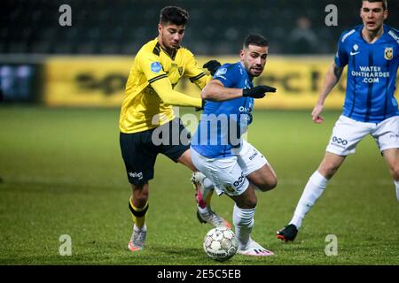 Venlo, Netherlands. 27th Jan 2021. VENLO, NETHERLANDS - JANUARY 27: Zinedine Machach of VVV Venlo, Oussama Tannane of Vitesse during the Dutch Eredivisie match between VVV Venlo and Vitesse at De Koel on January 27, 2021 in Venlo, Netherlands (Photo by Broer van den Boom/Orange Pictures/Alamy Live News) Stock Photo