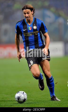 Inter Milan's Zlatan Ibrahimovic during the Champions League soccer match, Inter Milan vs Anorthosis at the Meazza Stadium in Milan, Italy on October 22, 2008. Inter won 1-0. Photo by Stephane Reix/ABACAPRESS.COM Stock Photo