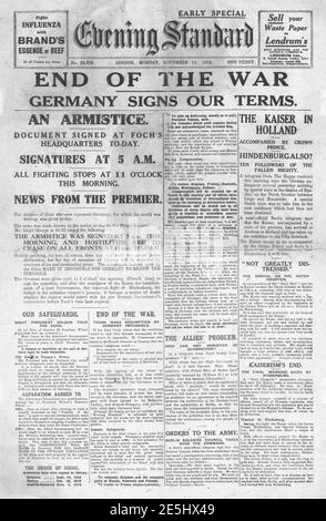 1918 Evening Standard front page Armistice and Surrender of Germany Stock Photo