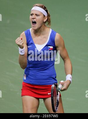 Czech Republic's Lucie Safarova reacts during their final match of the Fed Cup tennis tournament against Serbia's Jelena Jankovic in Prague November 4, 2012.      REUTERS/David W Cerny (CZECH REPUBLIC - Tags: SPORT TENNIS)