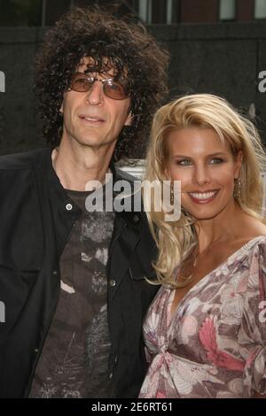 Howard Stern & Beth Ostrosky 5-22-2007, Photo By John Barrett/PHOTOlink Stock Photo