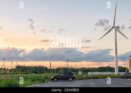 Chicago, Illinois, USA. 14th July, 2016. Sunset in Chicago Pullman neighborhood. Credit: Kenneth Johnson/ZUMA Wire/ZUMAPRESS.com/Alamy Live News Stock Photo