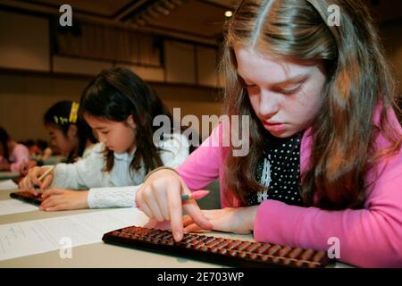 Brown Black Bead School Calculation Japanese Soroban Wood Abacus Gift ED 