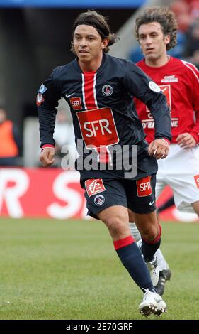 PSG's Marcelo Daniel Gallardo in action during the French Cup,  Paris-Saint-Germain vs Valenciennes at the Parc des Princes Stadium in  Paris, France on January 13, 2007. Valenciennes won 2-1. Photo by Mehdi