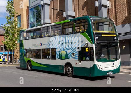 A Stagecoach electric hybrid bus in Oxford city centre, Oxford, Oxfordshire, UK. Stock Photo