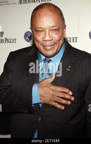 Quincy Jones and Audemars Piguet celebrate the inaugural Q Price during a Gala on January 24 2007 at the Core Club in New York City NY USA. Photo by Gerald Holubowicz ABACAPRESS.COM Stock Photo Alamy