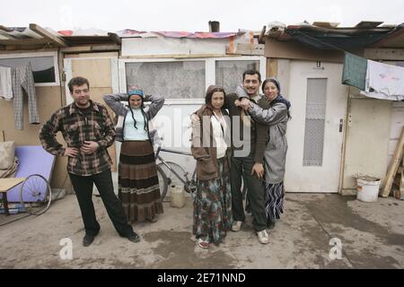 Romanian gypsy (roms) families live in new shanty towns in the northern suburb of Paris, France on January 20, 2007. Photo by Mousse/ABACAPRESS.COM Stock Photo