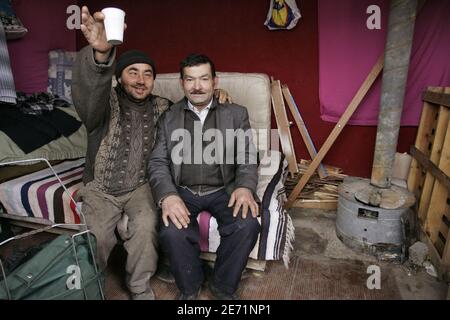 Romanian gypsy (roms) families live in new shanty towns in the northern suburb of Paris, France on January 20, 2007. Photo by Mousse/ABACAPRESS.COM Stock Photo