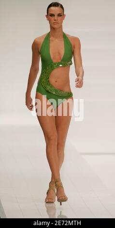 Actress And Model Leticia Birkheuer Wears A Creation From Lenny S 08 Spring Summer Collection During Fashion Rio Show In Rio De Janeiro June 6 07 Reuters Bruno Domingos Brazil Stock Photo Alamy