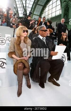 Janet Jackson attends the presentation of Louis Vuitton Spring-Summer 2007  Ready-to-Wear collection held at the 'Petit Palais' in Paris, France, on  October 8, 2006. Photo by Khayat-Nebinger-Orban-Taamallah/ABACAPRESS.COM  Stock Photo - Alamy