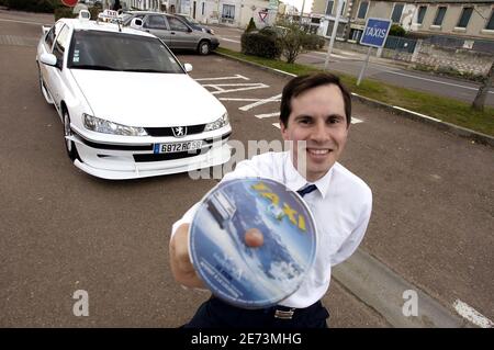 Taxi peugeot hi-res stock photography and images - Alamy