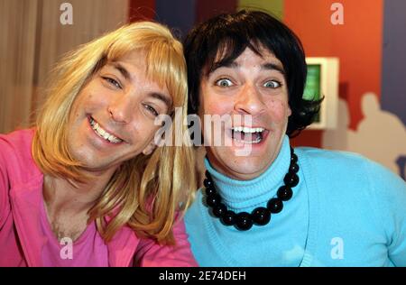 French actors Samantha and Chantal from the TV show on France 2 channel pose during the Book Fair 'Le Salon Du Livre' held at Porte de Versailles, in Paris, France, on March 24, 2007. Photo by Denis Guignebourg/ABACAPRESS.COM Stock Photo