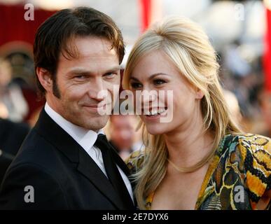 Actors Stephen Moyer and Anna Paquin from the drama series 'True Blood' arrive at the 16th annual Screen Actors Guild Awards in Los Angeles January 23, 2010.    REUTERS/Danny Moloshok     (FILM-SAGAWARDS/ARRIVALS) (UNITED STATES - Tags: ENTERTAINMENT)