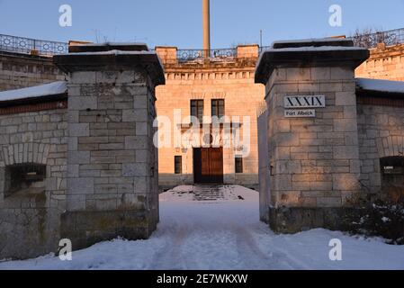 Fort Albeck during the golden hour surrounded by snow