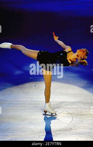 Finland's Kiira Korpi skates during the 'Stars sur glace' show at the Palais-Omnisports Paris-Bercy in Paris, France on April 14, 2007. Photo by Christophe Guibbaud/Cameleon/ABACAPRESS.COM Stock Photo