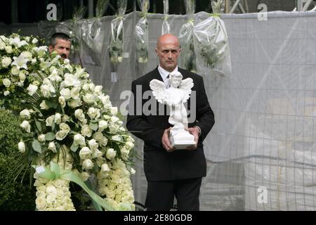 Star Academy's winner Gregory Lemarchal's funeral service - Chambery Stock Photo