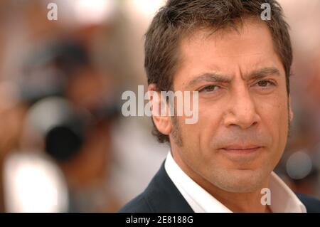 Spanish actor Javier Bardem poses for the media during a photocall for Ethan and Joel Coen's film ' No Country for Old Men' presented in competition at the 60th Cannes International Film Festival, France on May 19, 2007. Photo by Hahn-Nebinger-Orban/ABACAPRESS.COM Stock Photo
