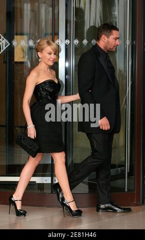 Aussie singer Kylie Minogue leaves the Martinez hotel on her way to the amFAR party in Mougins during the 60th Cannes International Film Festival in Cannes, France on May 23, 2007. Photo by ABACAPRESS.COM Stock Photo