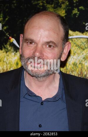 Cast member Jean-Pierre Darroussin poses for pictures as he arrives to the premiere of 'Dialogue avec mon Jardinier', held at the Paramount Opera theatre n Paris, France, on June 4, 2007. Photo by Nicolas Khayat/ABACAPRESS.COM Stock Photo