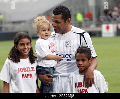 Sonny Anderson during his testimonial match in the Gerland stadium in Lyon, France on June 11, 2007. Photo by Vincent Dargent/Cameleon/ABACAPRESS.COM Stock Photo