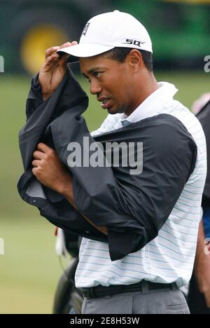 tiger woods rain gear