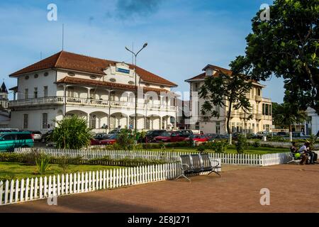 Colonial buildings on independence square in the city of Sao Tome, Sao Tome and Principe, Atlantic ocean Stock Photo