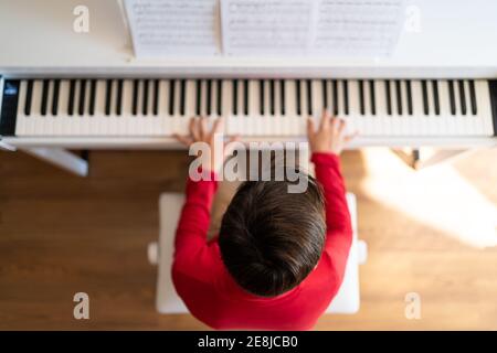 Child's Play Keyboard Stock Photo - Alamy