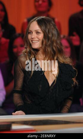 Vanessa Paradis promotes her new CD 'Divinidylle', on Canal + TV 