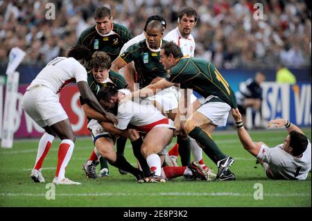 South Africa's Francois Steyn during the IRB Rugby World Cup 2007, Pool A, England vs South Africa at the Stade de France in Saint-Denis, France on September 14, 2007. Photo by Gouhier-Morton-Nebinger/Cameleon/ABACAPRESS.COM Stock Photo