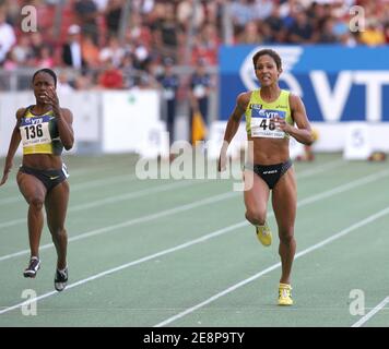 USA's Karmelita Jeter and France's Christine Arron competes in the women's 100 meters at the IAAF 5th World Athletics Final 2007 in Stuttgart, Germany on September 22, 2007. Photo by Gladys Chai von der Laage/Cameleon/ABACAPRESS.COM Stock Photo