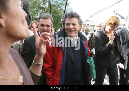 France's Jean-Louis Borloo, minister for Ecology during The 'Journees parlementaires' in Nantes, France on September 28, 2007. Photo by Stephane Mahe/ABACAPRESS.COM Stock Photo