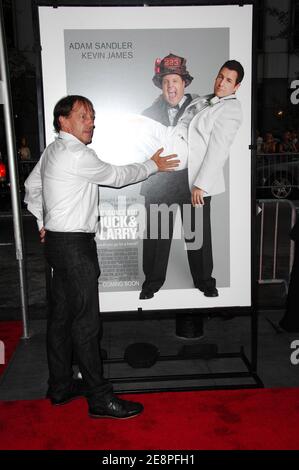 Director Dennis Dugan attends special screening of 'I Now Pronounce You Chuck & Larry' saluting New York Firefighters held at the Ziegfeld Theater on Wednesday, July 18, 2007 in New York City, USA. Photo by Gregorio Binuya/ABACAUSA.COM (Pictured: Dennis Dugan) Stock Photo