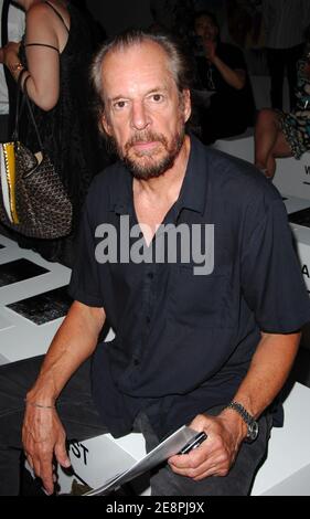 Photographer Larry Clark attends the Warhol Factory X Levi's X Damien Hirst show during Mercedes Benz Fashion Week Spring 2008 at Gagosian Gallery in New York City, USA on September 8, 2007. Photo by Gregorio Binuya/ABACAUSA.COM (Pictured : Larry Clark) Stock Photo