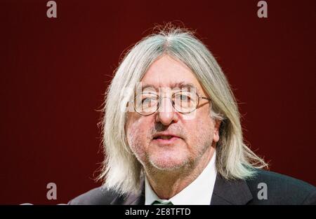 Mainz, Germany. 28th Jan, 2021. Bernhard Braun, parliamentary group leader of the Greens in Rhineland-Palatinate, speaks in the state parliament. Credit: Andreas Arnold/dpa/Alamy Live News Stock Photo