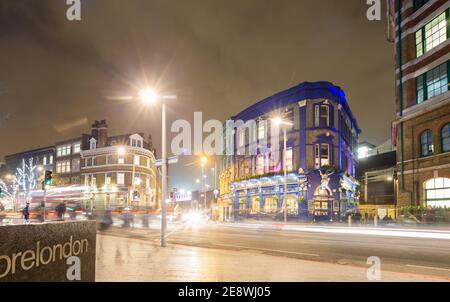 The Shipwrights Arms on tooley street before london bridge station regeneration Stock Photo