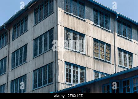 Bulding of the damro tea factory and lounge and tea plantation, Sri Lanka Stock Photo