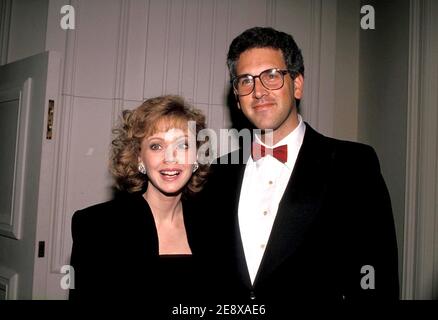 Shelley Long And Husband Bruce Tyson 1989  Credit: Ralph Dominguez/MediaPunch Stock Photo