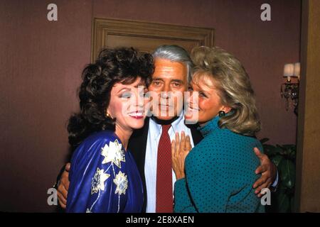 Joan Collins, John Forsythe And Linda Evans as The Dynasty Cast Celebrates It's 150Th Episode 1986  Credit: Ralph Dominguez/MediaPunch Stock Photo