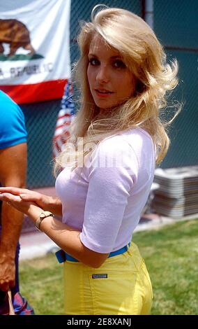 HEATHER THOMAS Credit: Ralph Dominguez/MediaPunch Stock Photo - Alamy