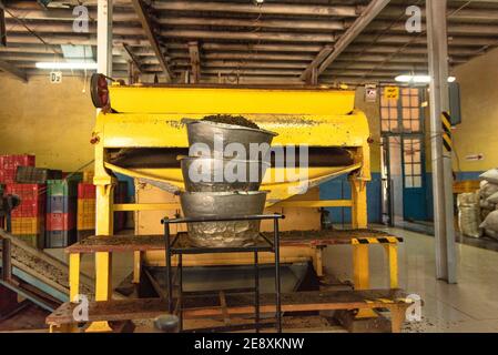 Interior of the Damro Tea factory in Sri Lanka Stock Photo