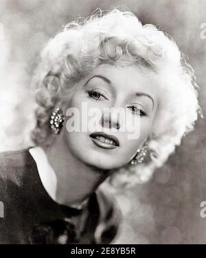 MARTHA TILTON (1915-2006) American singer and film actress about 1950 Stock Photo