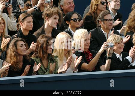 Mlle Agnes, Claudia Schiffer with her mother Gudrun Schiffer and Marianne Faithfull attend the Chanel Spring-Summer 2008 Ready-to-Wear collection presentation held at the Grand Palais in Paris, France, on October 5, 2007. Photo by Khayat-Nebinger-Orban-Taamallah/ABACAPRESS.COM Stock Photo