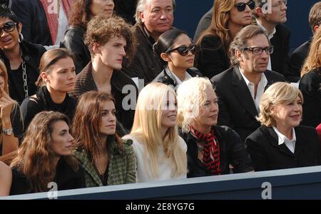 Mlle Agnes, Claudia Schiffer with her mother Gudrun Schiffer and Marianne Faithfull attend the Chanel Spring-Summer 2008 Ready-to-Wear collection presentation held at the Grand Palais in Paris, France, on October 5, 2007. Photo by Khayat-Nebinger-Orban-Taamallah/ABACAPRESS.COM Stock Photo